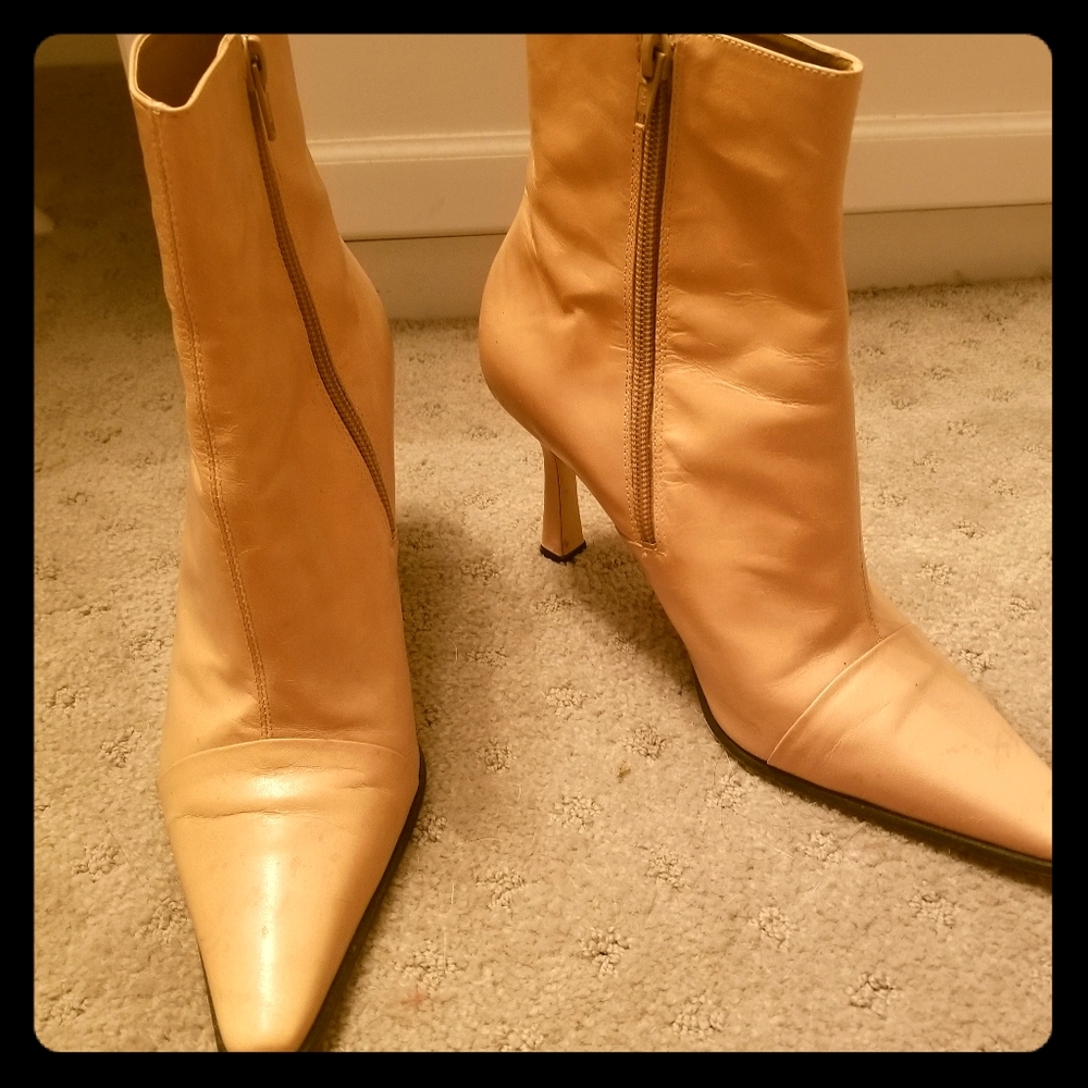 Nine west mid calf camel boots size 9M